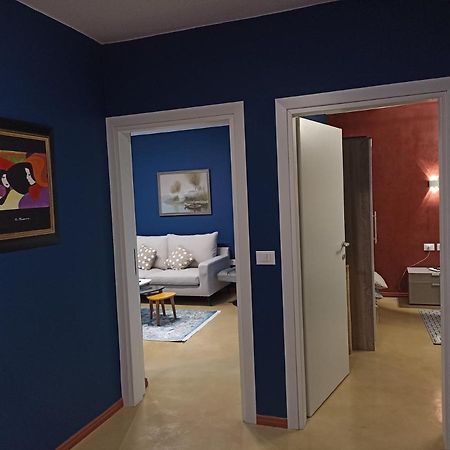 Oak Street Apartment Tiran Dış mekan fotoğraf